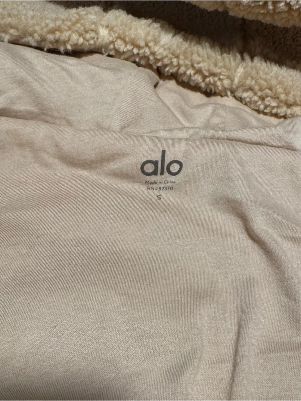 ALO Yoga alo yoga
